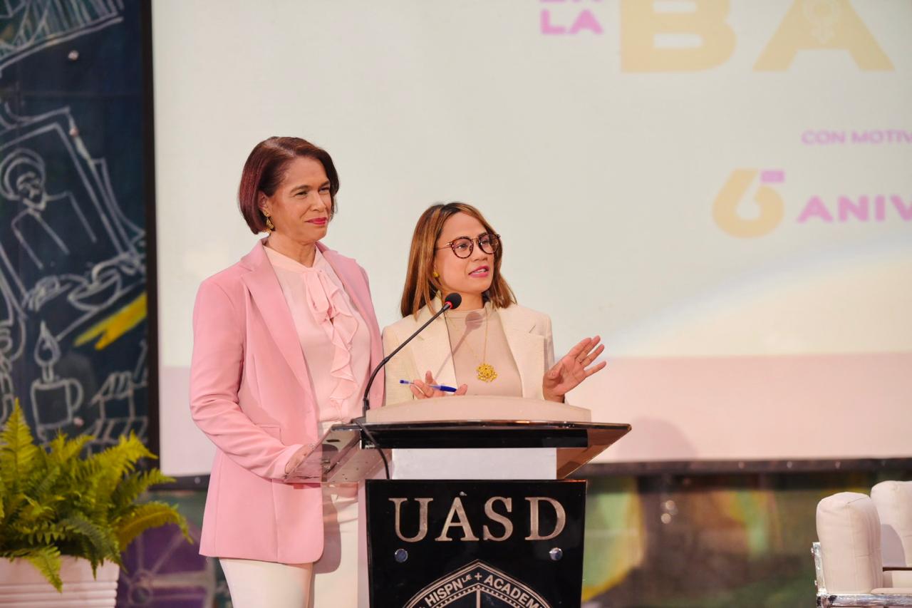 Mujeres en la banca: foro en Santiago analizará liderazgo femenino