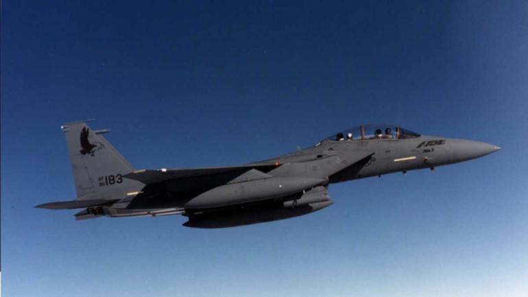 Tensión mundial: Irán derriba caza y otro avión de EEUU cae