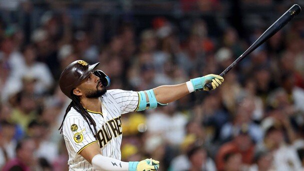 afp202608262292170062v1highrespittsburghpiratesvsandiegopadres-1-c6c748b1-focus-min0.37-0.2-608-342