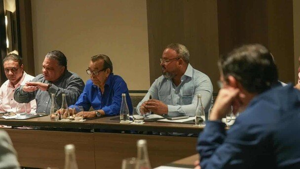 gobierno-y-g-12-acuerdan-tarifas-transporte-publico-sin-aumento-e9b7119b-focus-0-0-608-342