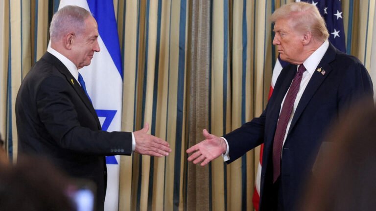 2025-09-29T193805Z-873498177-RC2V1HAK0824-RTRMADP-3-USA-TRUMP-ISRAEL
