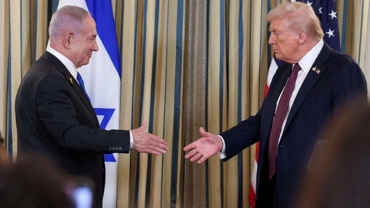 2025-09-29T193805Z-873498177-RC2V1HAK0824-RTRMADP-3-USA-TRUMP-ISRAEL